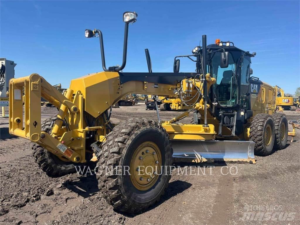 CAT 140M3 AWD Грейдери