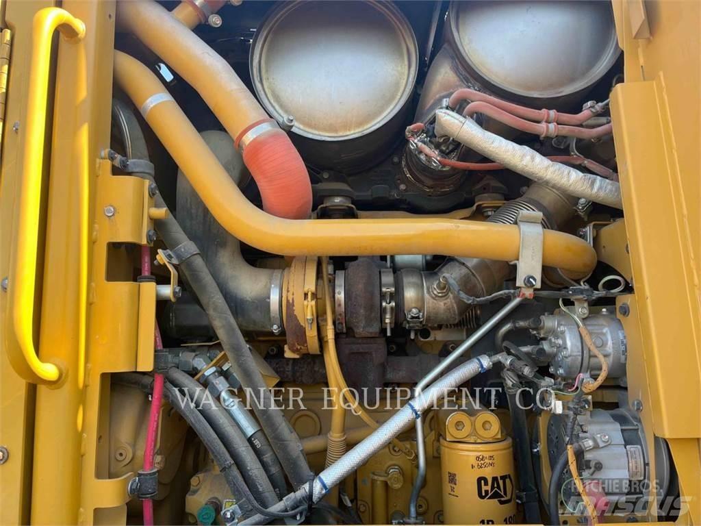 CAT 140M3 AWD Грейдери