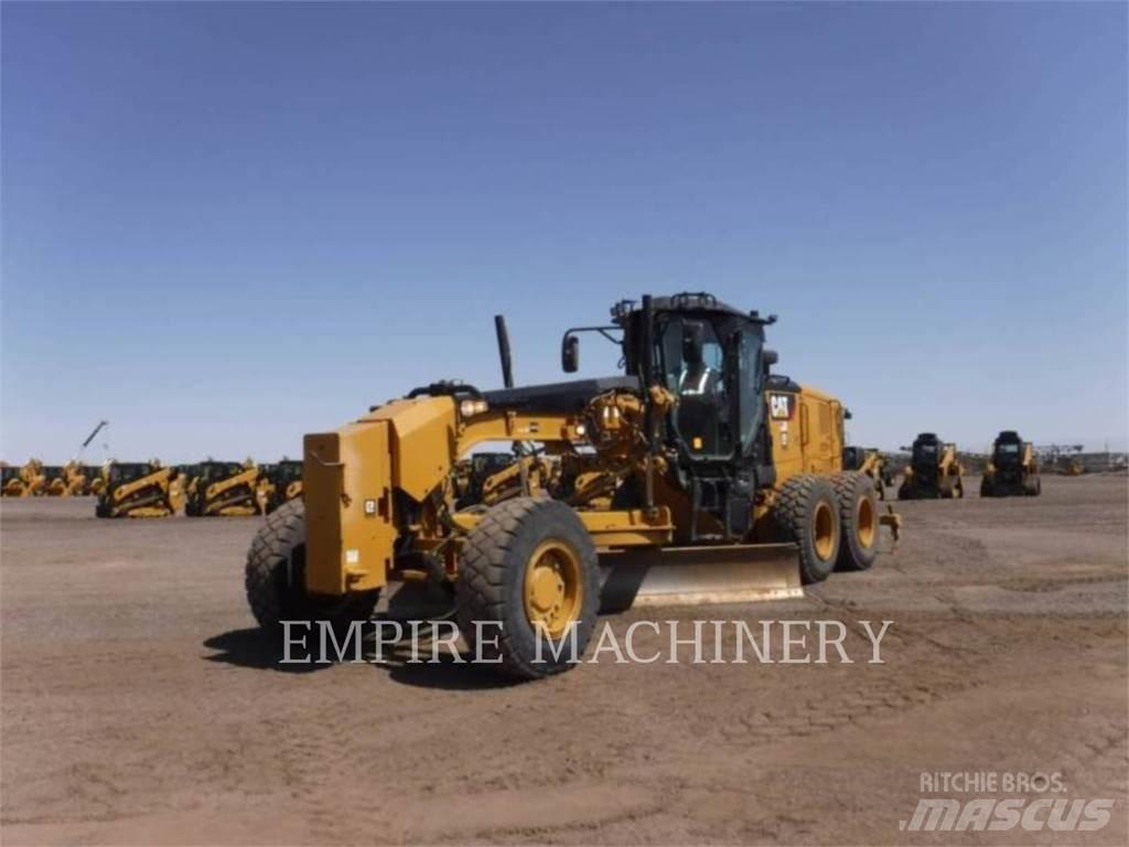 CAT 140M3 AWD Грейдери