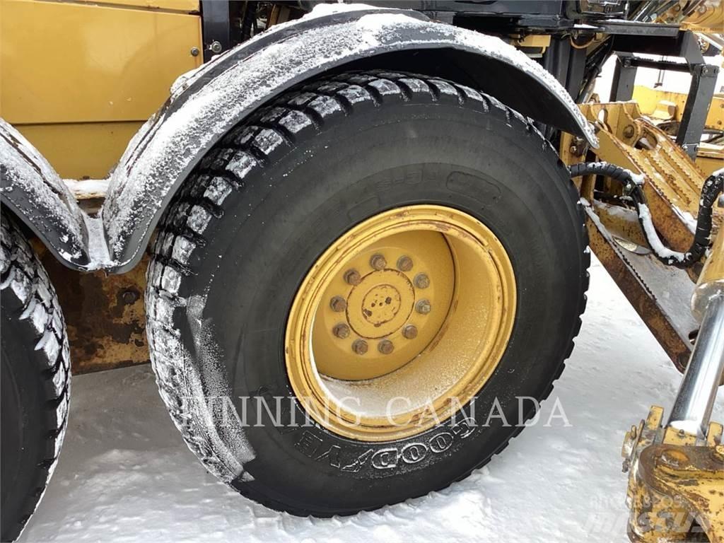 CAT 140M3 AWD Грейдери