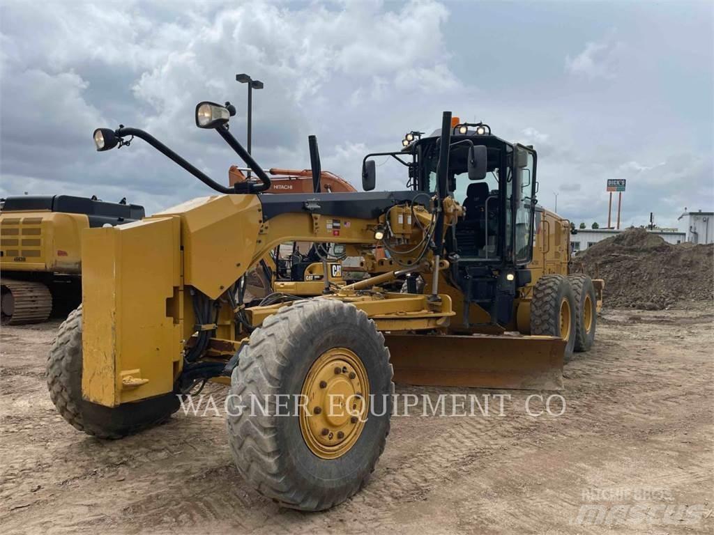 CAT 140M3 AWD Грейдери