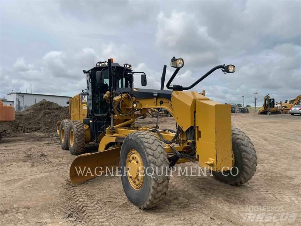 CAT 140M3 AWD Грейдери