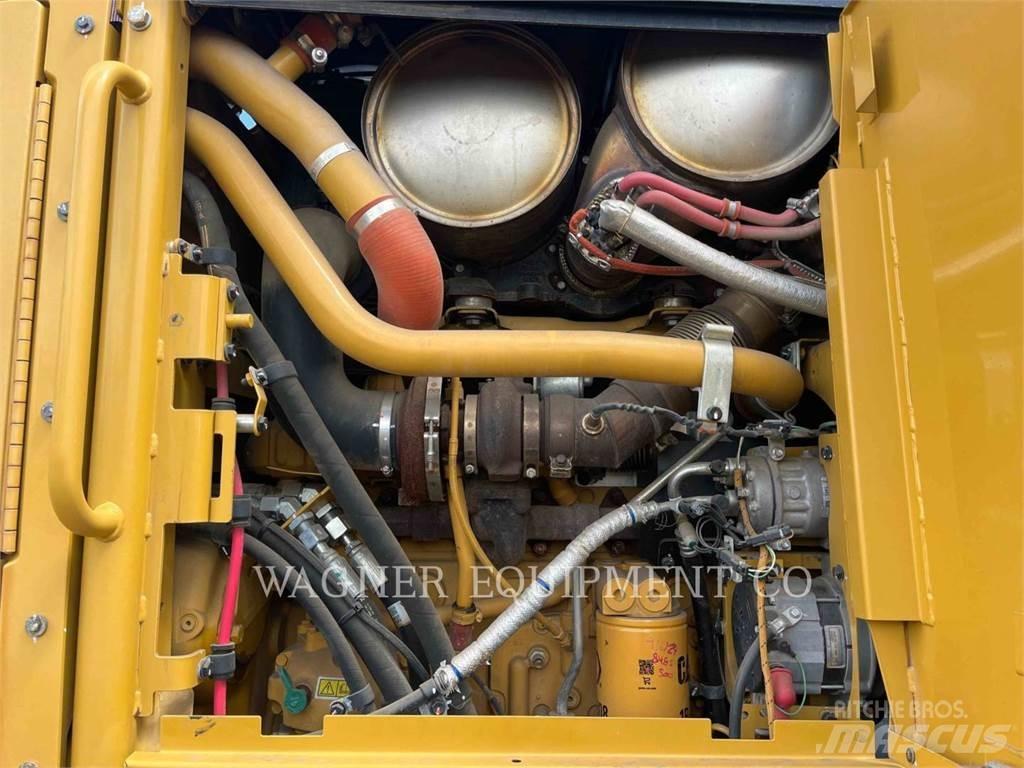 CAT 140M3 AWD Грейдери