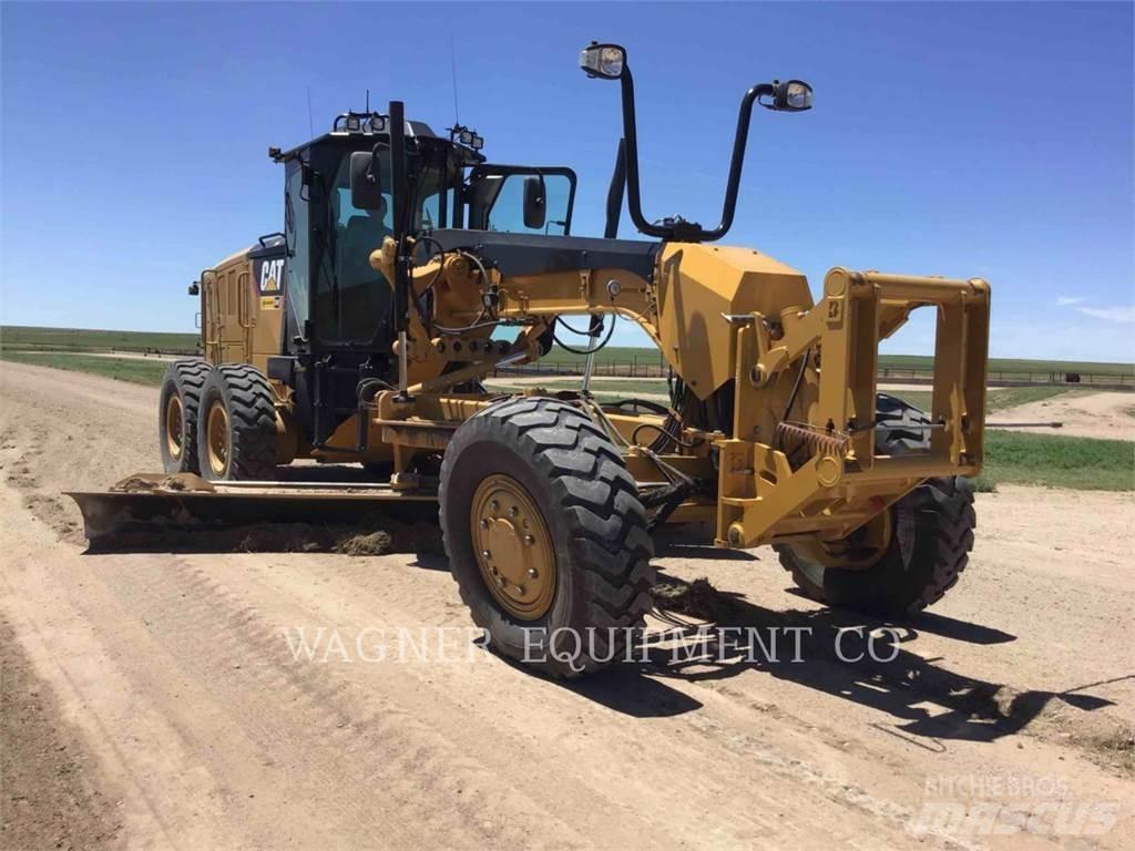 CAT 140M3 AWD Грейдери