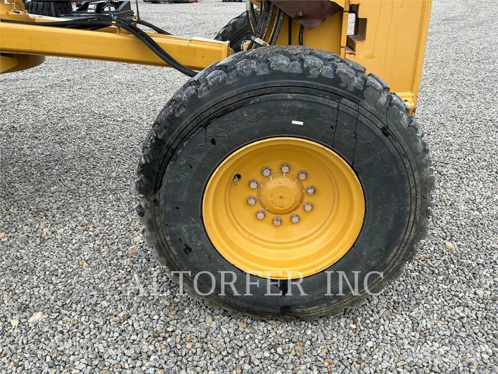 CAT 140M3 R Грейдери