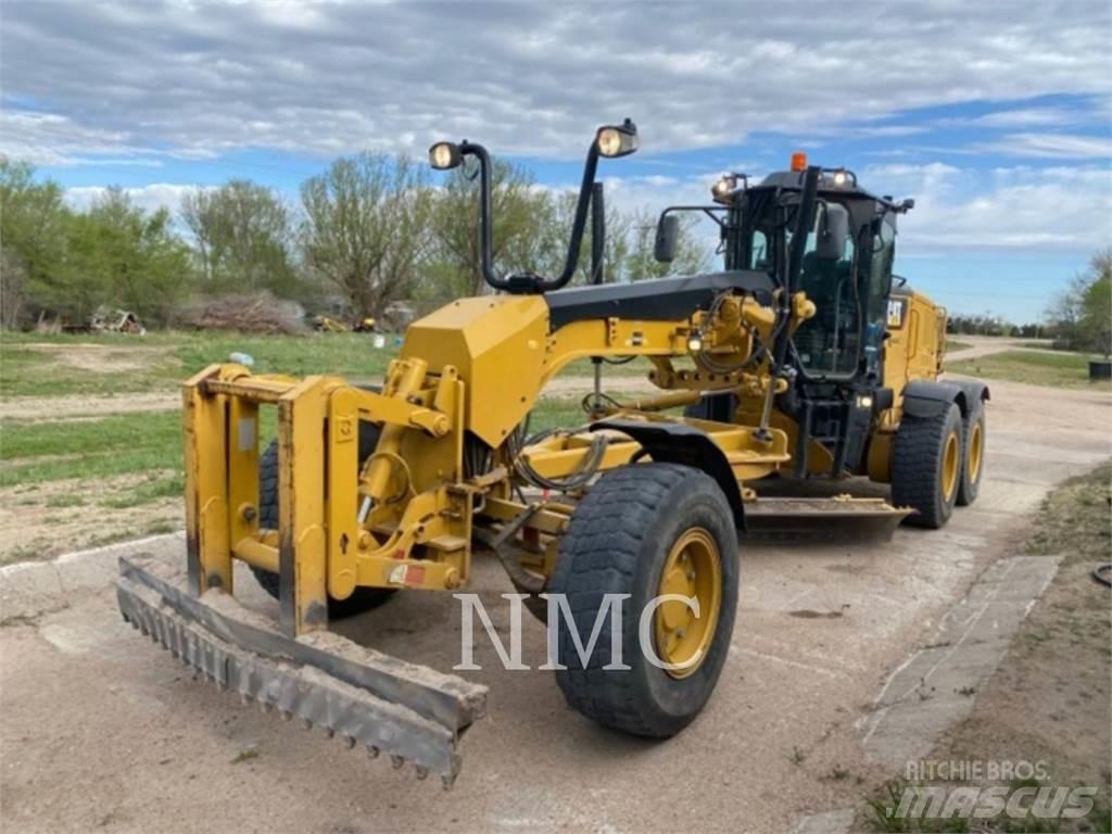 CAT 140M3AWD Грейдери