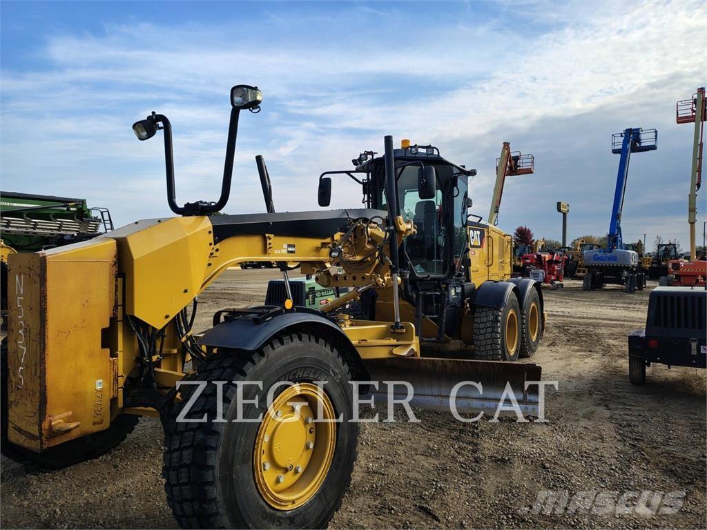 CAT 140M3AWD Грейдери