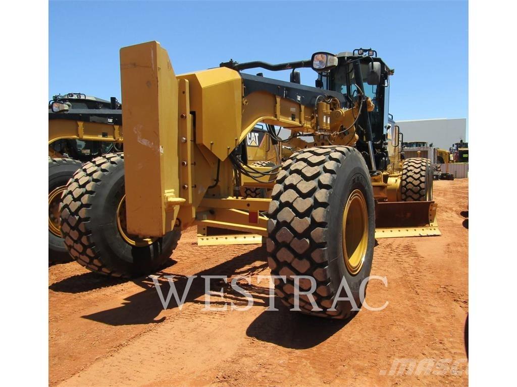 CAT 14M Грейдери