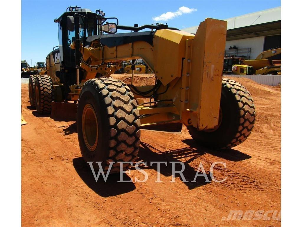 CAT 14M Грейдери