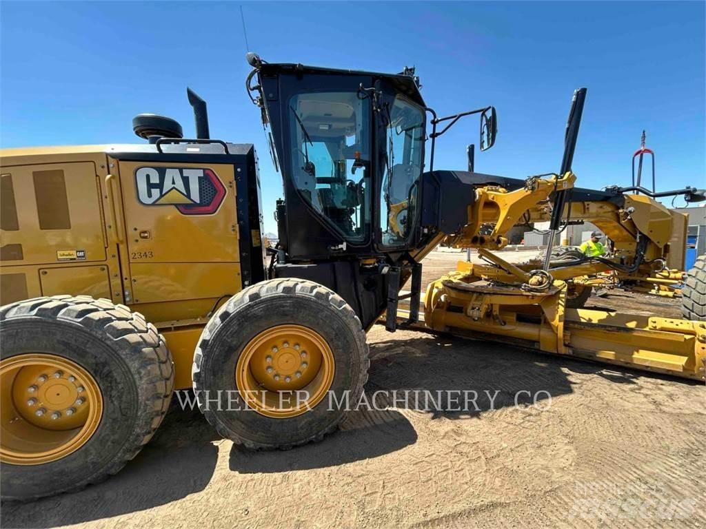 CAT 150 15 Грейдери