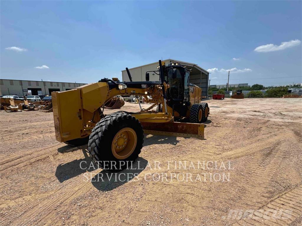 CAT 150-15 Грейдери