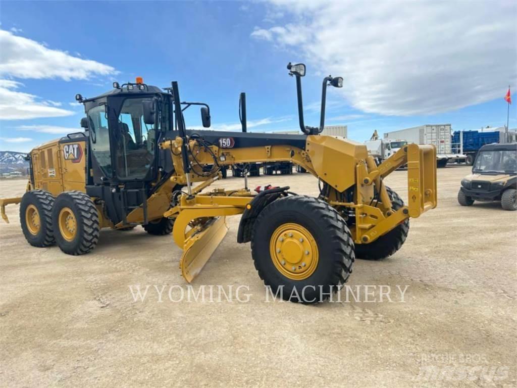 CAT 150 AWD Грейдери