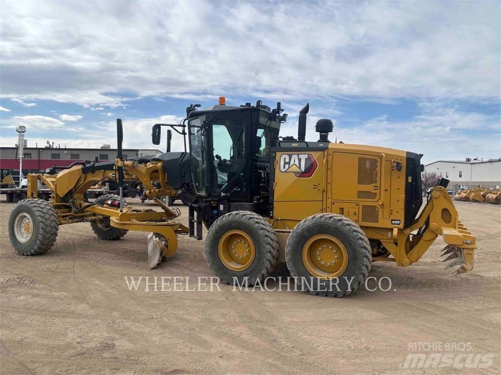 CAT 150 AWD Грейдери