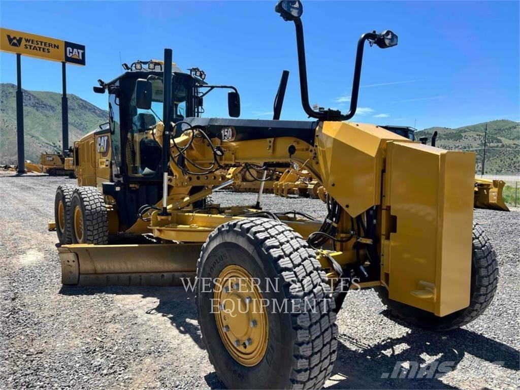 CAT 150 AWD Грейдери