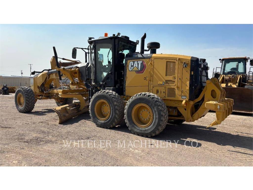 CAT 150 AWD Грейдери