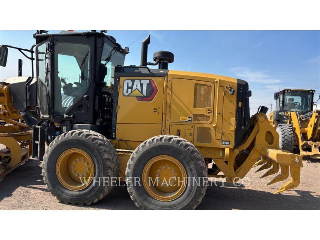 CAT 150 AWD Грейдери