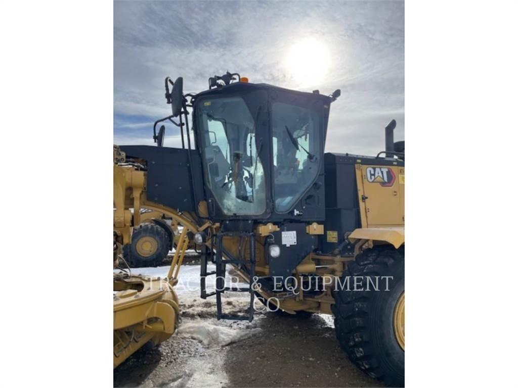 CAT 16 Грейдери