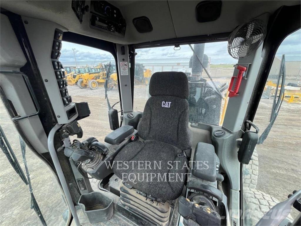 CAT 160M3 Грейдери