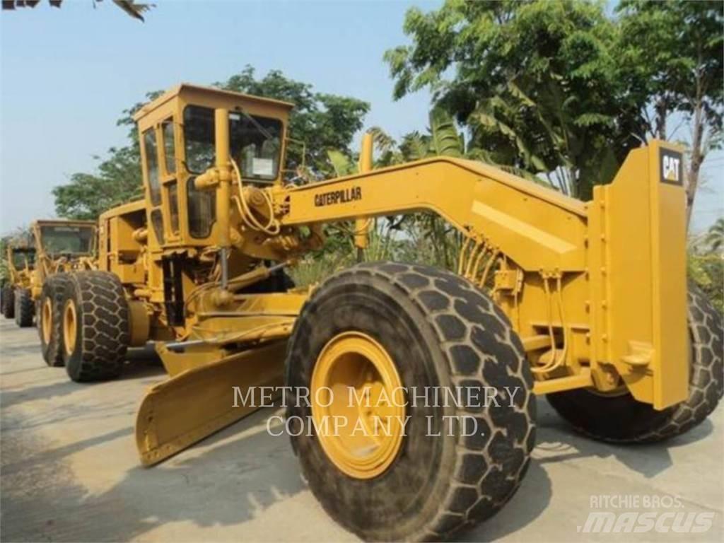 CAT 16G Грейдери