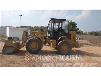 CAT 2021D Колесни товарачи