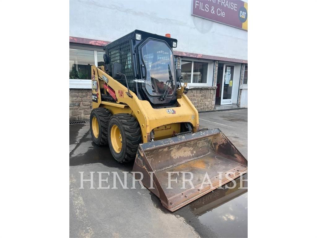 CAT 226B3 Мини товарачи
