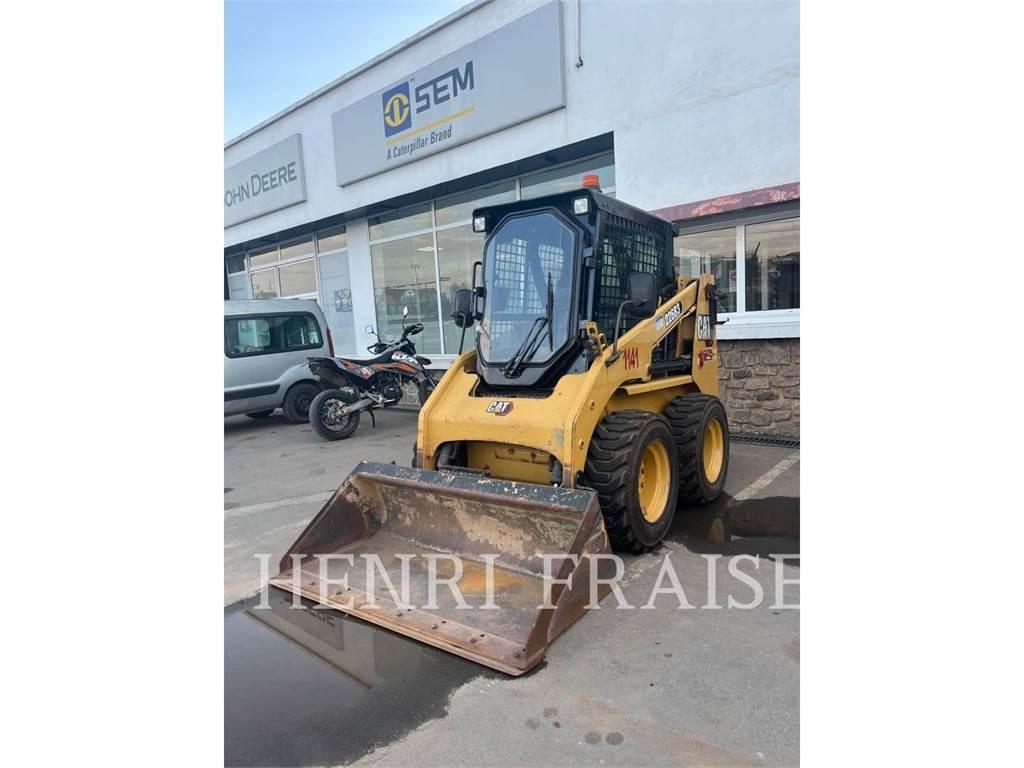 CAT 226B3 Мини товарачи
