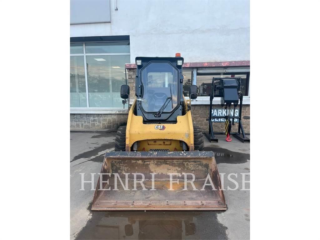 CAT 226B3 Мини товарачи
