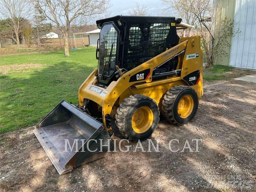 CAT 226B3 C Мини товарачи
