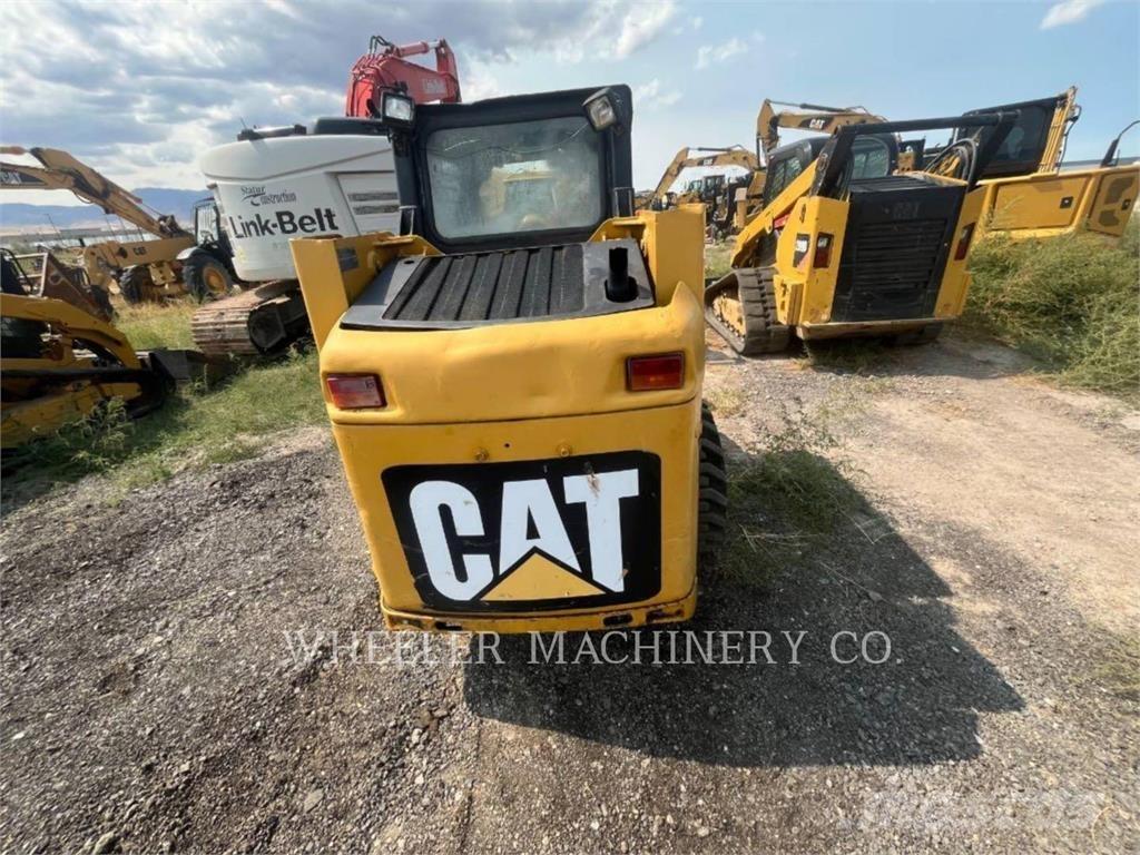 CAT 226B3 C3 Мини товарачи
