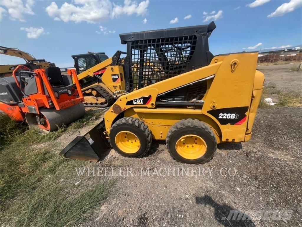 CAT 226B3 C3 Мини товарачи

