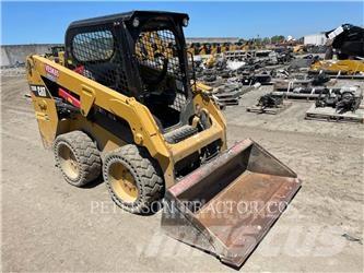 CAT 226D Мини товарачи
