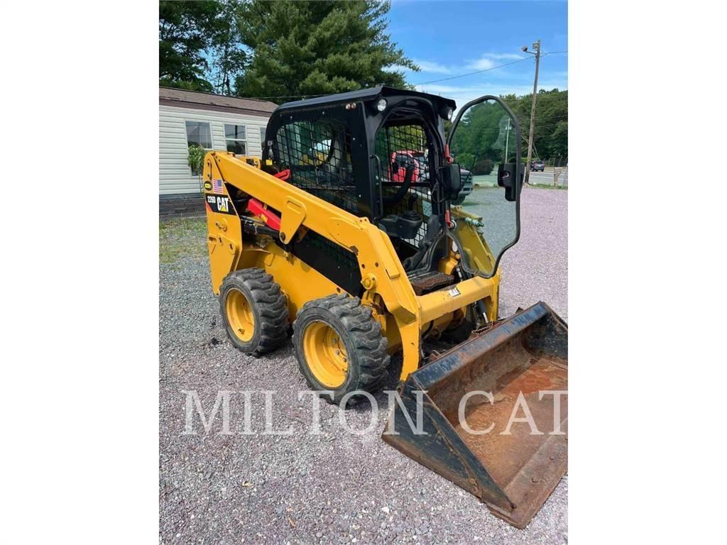 CAT 226D Мини товарачи
