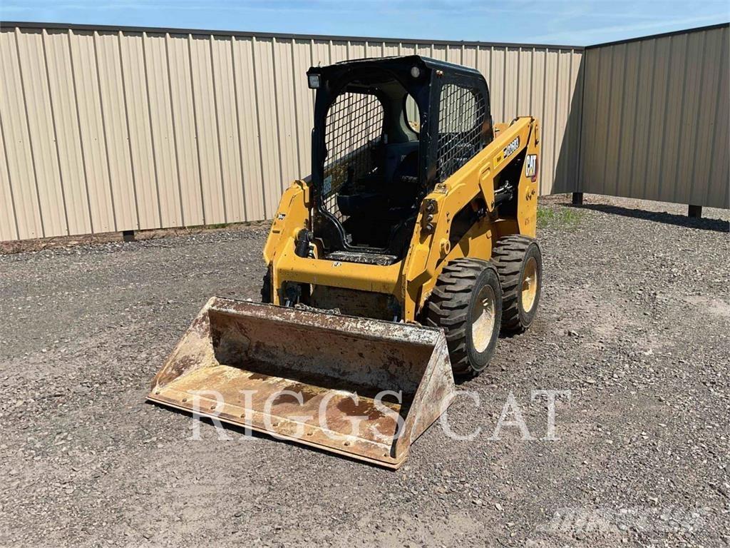 CAT 226D Мини товарачи
