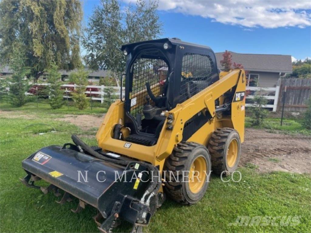 CAT 226D Мини товарачи
