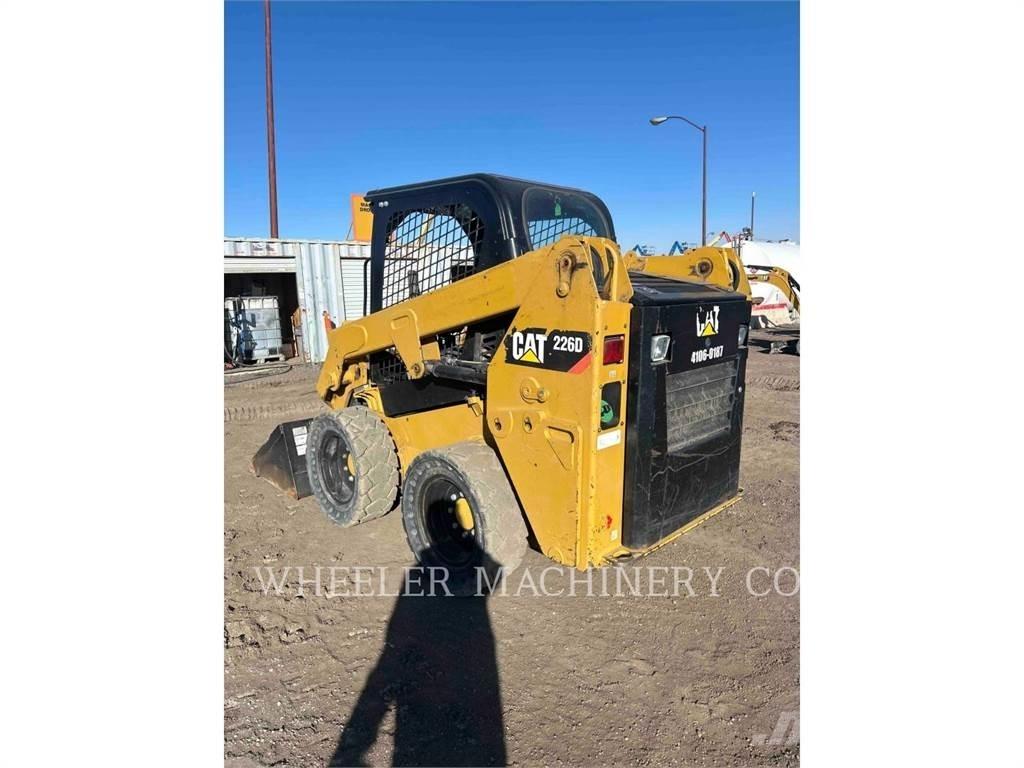 CAT 226D C1-H2 Мини товарачи
