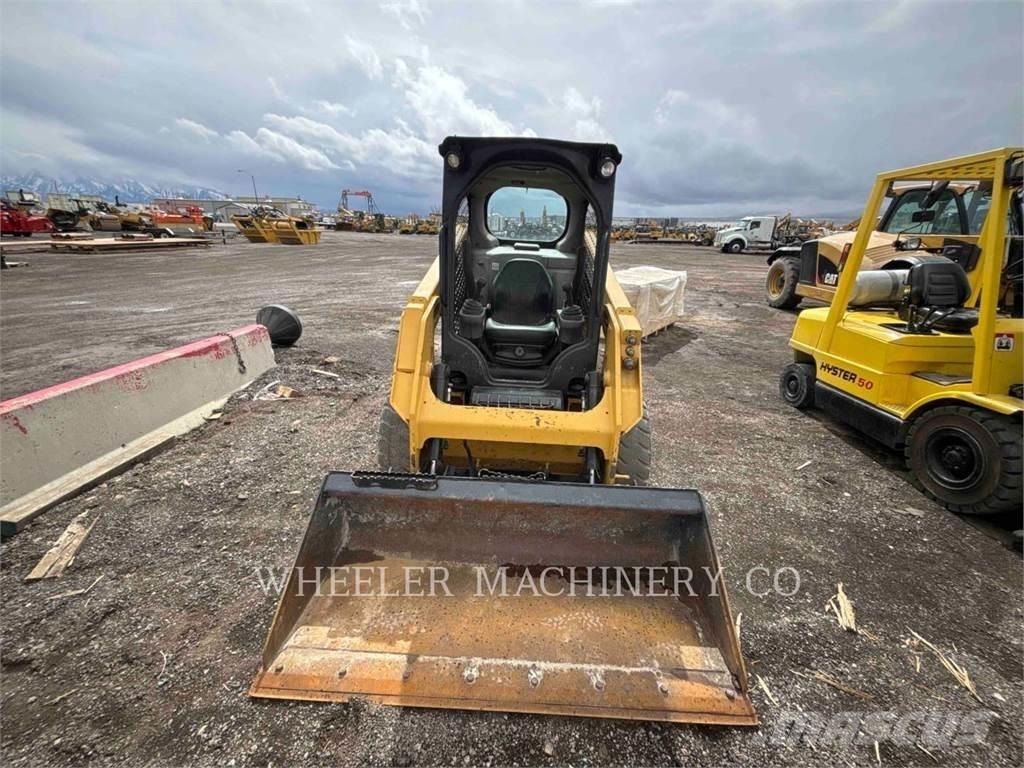 CAT 226D C1-H2 Мини товарачи
