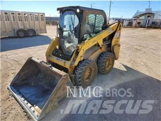 CAT 226D3 Мини товарачи
