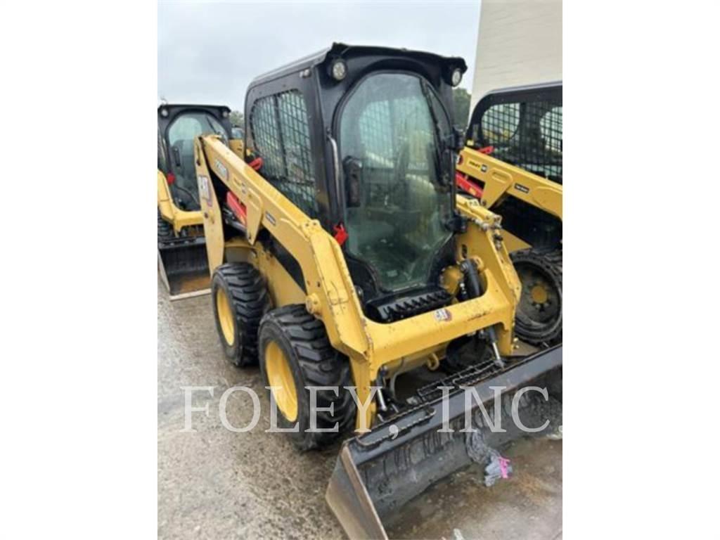 CAT 226D3 Мини товарачи
