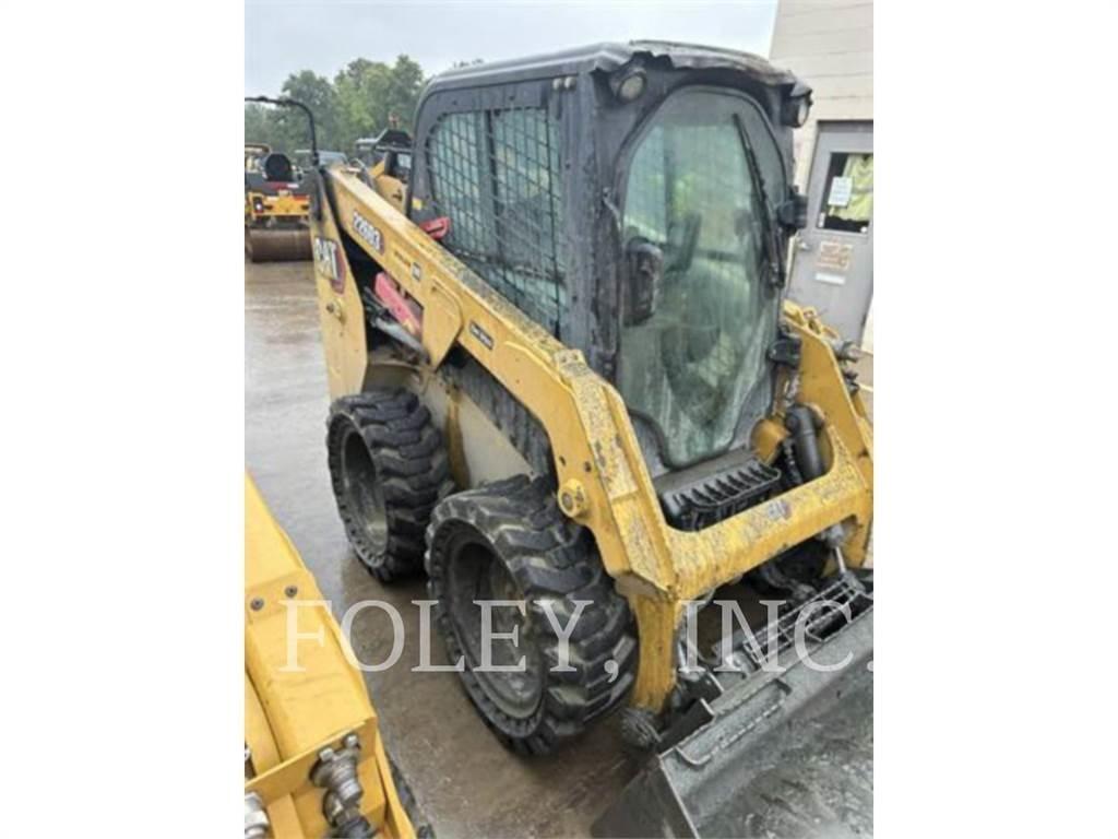 CAT 226D3 Мини товарачи
