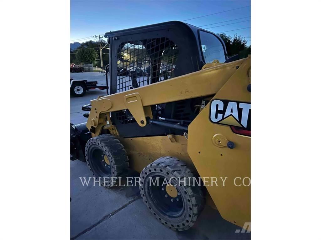 CAT 226D3 C1H2 Мини товарачи
