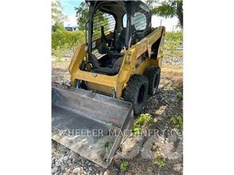 CAT 226D3 C1H2 Мини товарачи
