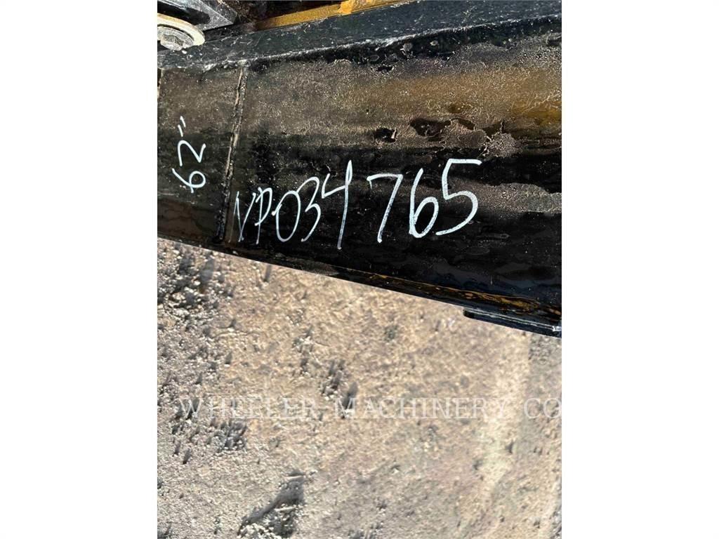 CAT 226D3 C3H2 Мини товарачи
