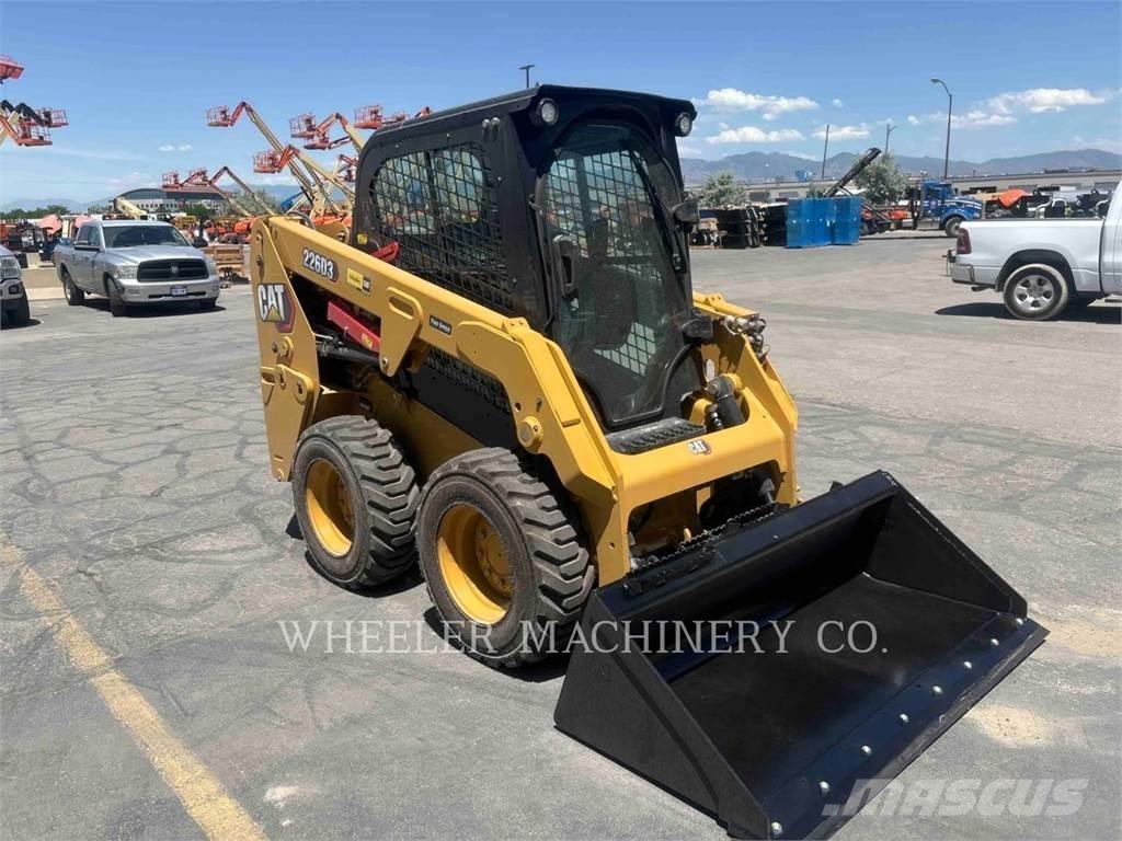 CAT 226D3 C3H2 Мини товарачи
