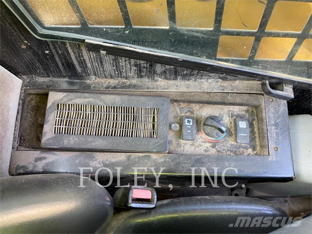 CAT 232B2 Мини товарачи
