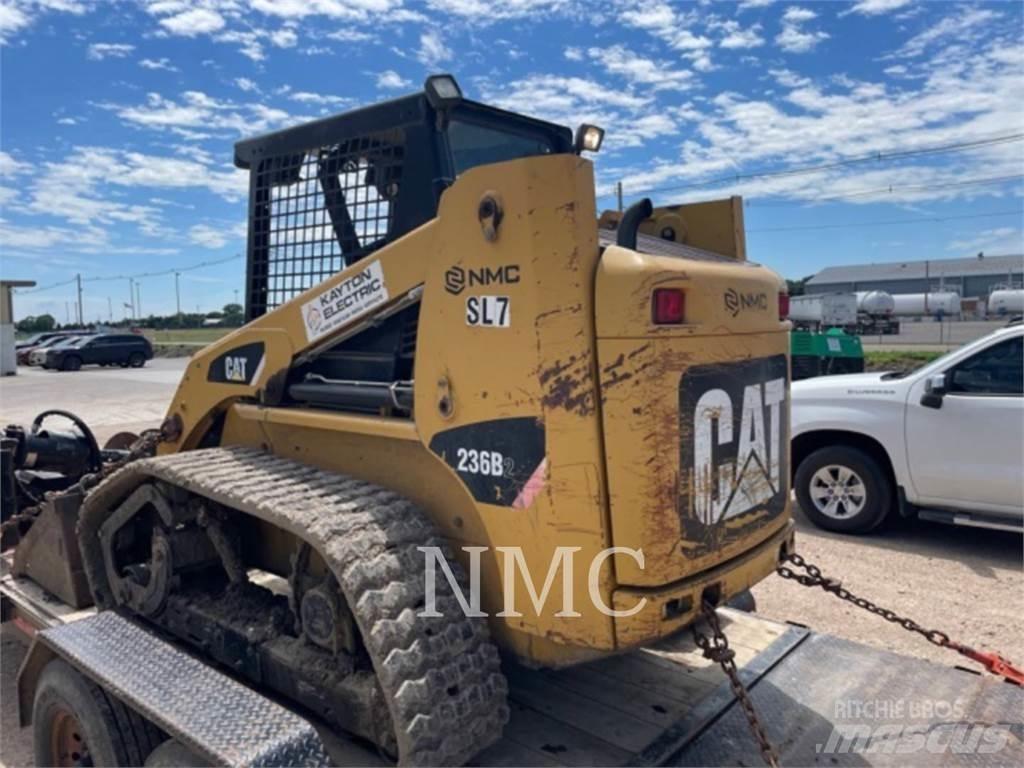 CAT 236B Мини товарачи
