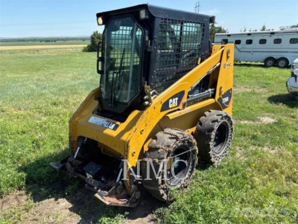 CAT 236B3 Мини товарачи
