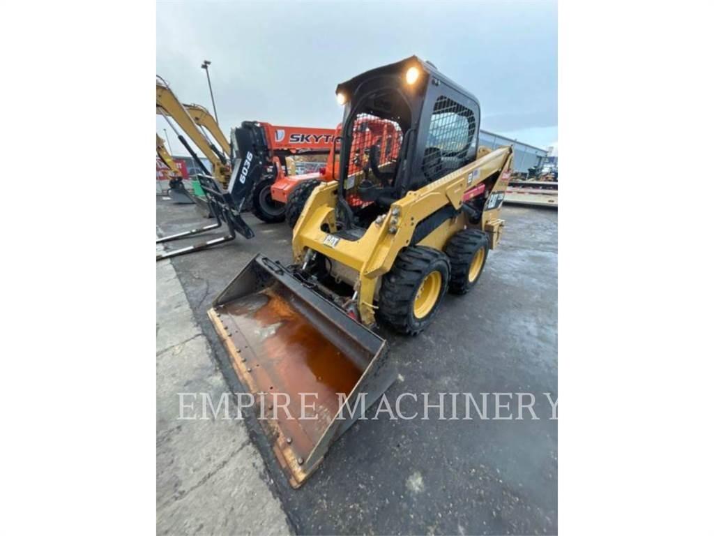 CAT 236D Мини товарачи
