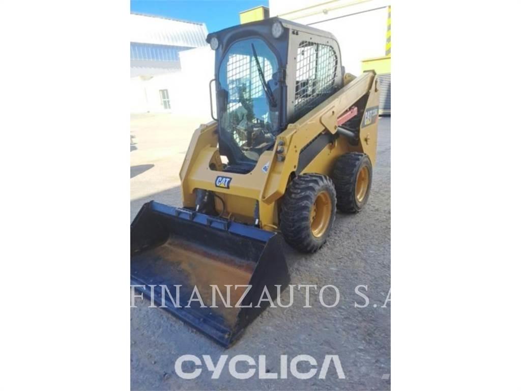 CAT 236D Мини товарачи
