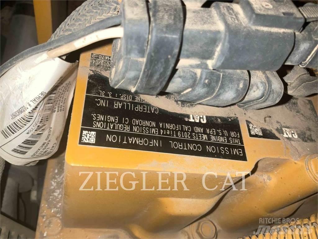 CAT 236D Мини товарачи
