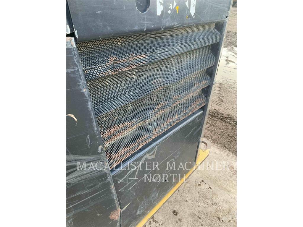 CAT 236D A2Q Мини товарачи
